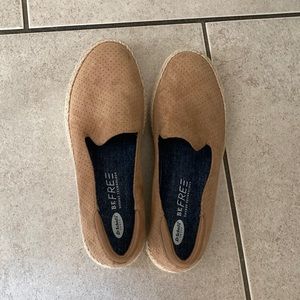 Dr scholls slip on suede sneakers size 8